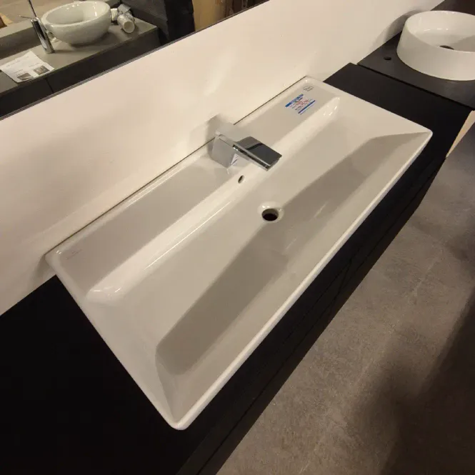 Hovedbilde OUTLET: Villeroy & Boch Collaro 160 cm Baderomsmøbel Sort - ...