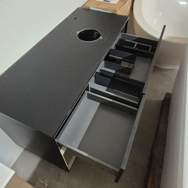 OUTLET: Villeroy & Boch Finion 120 cm Baderomsmøbel Sort - Utstilling