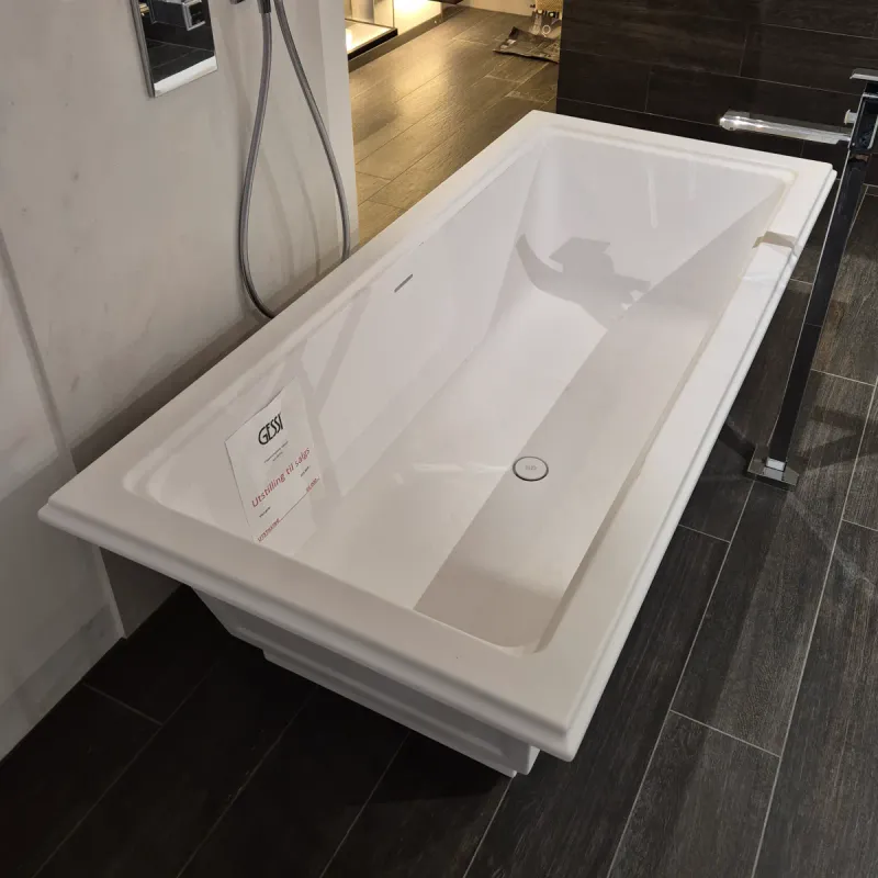 OUTLET: Gessi Eleganza badekar 180x85 cm frittstående matt hvit