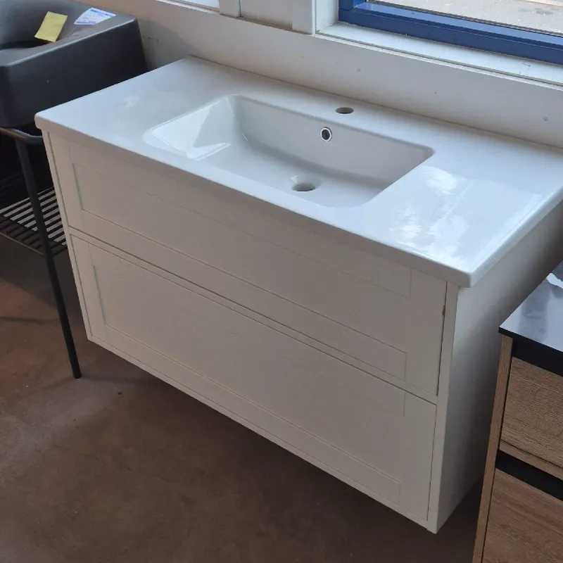OUTLET: INR Grand Classic 100 cm Baderomsmøbel Matt Hvit - Utstilling