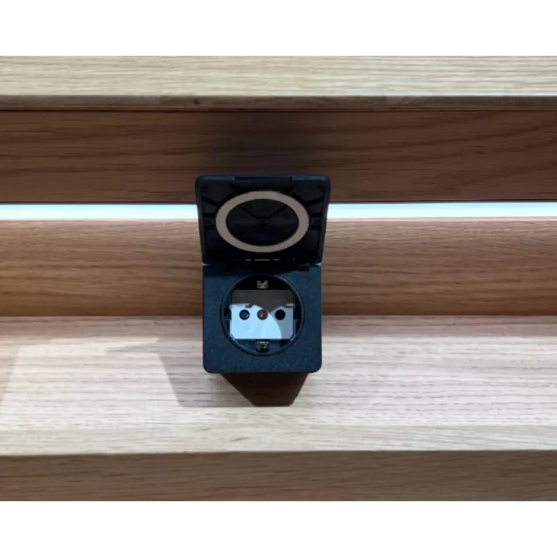 Copenhagen Bath Stikkontakt til servantskap